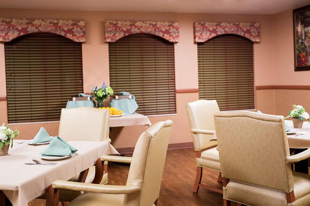 Haven Health Camp Verde dining room