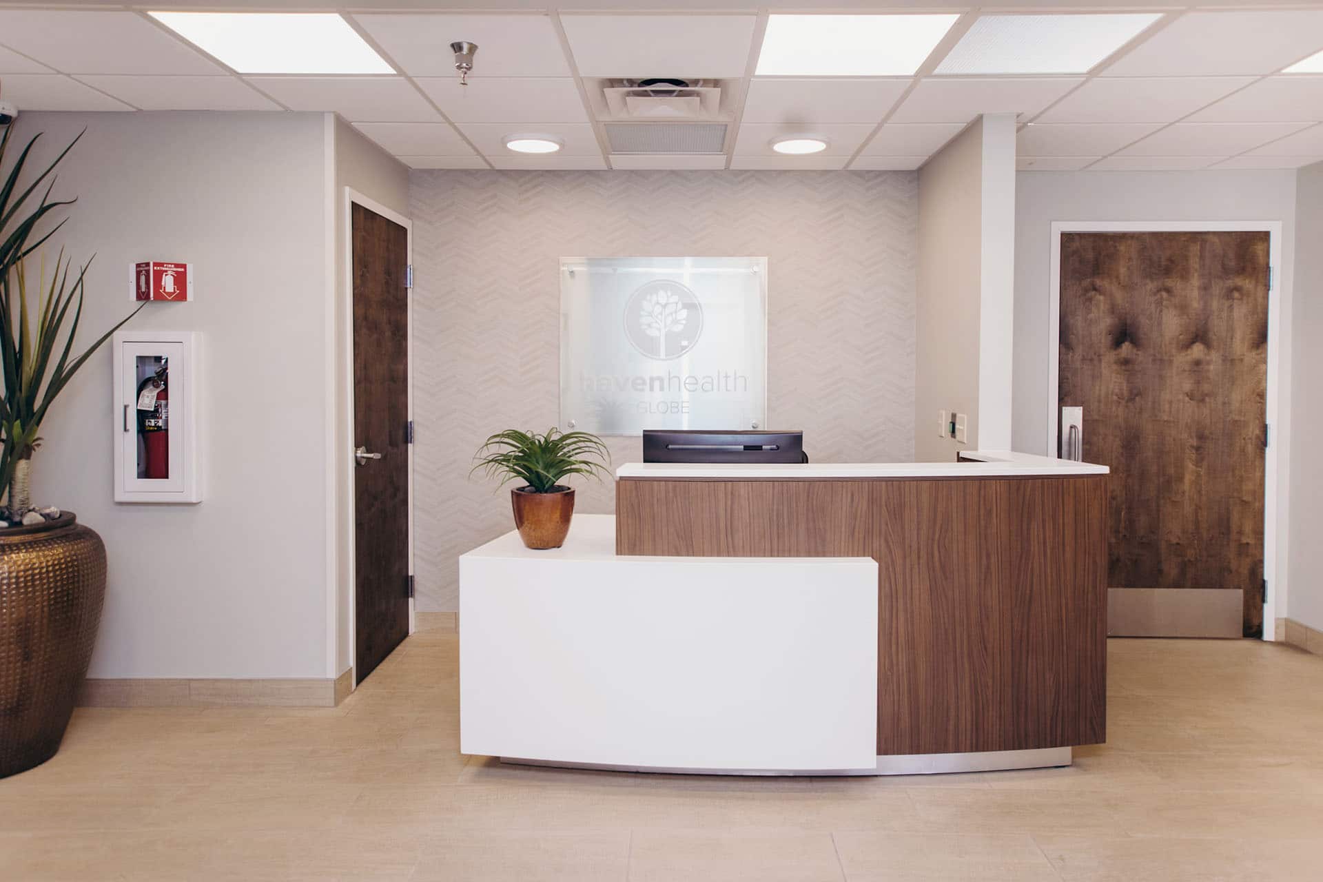 Haven Health Globe location front desk