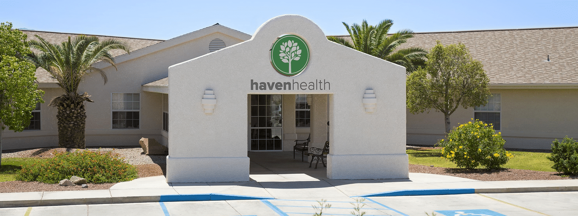 Outside view of Haven Health Lake Havasu location