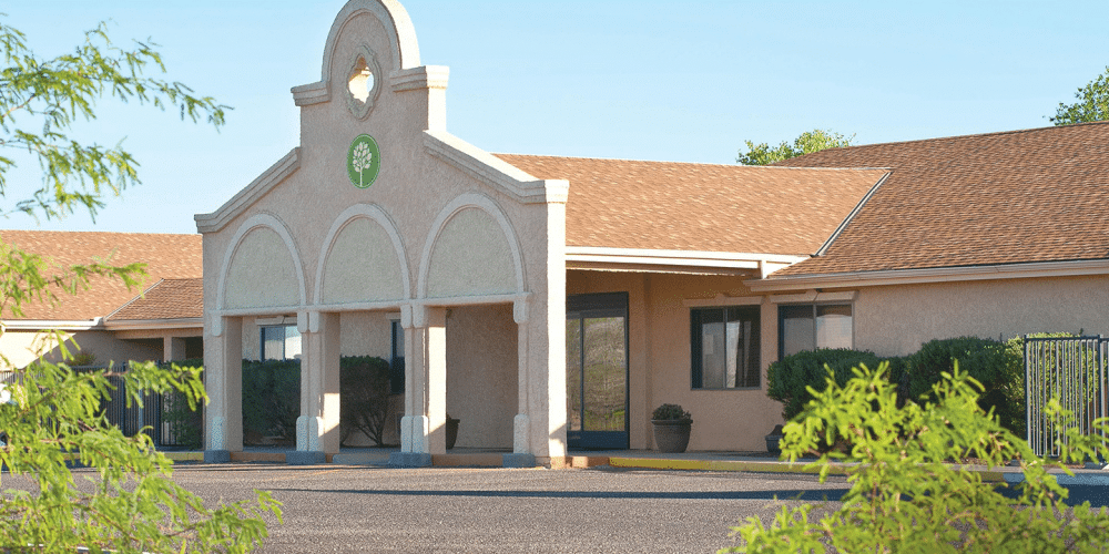 Haven Health Safford Location Outside View