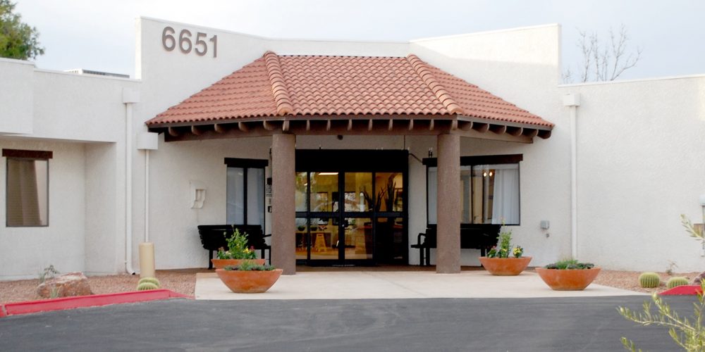Haven Health Saguaro Valley Outside Corner View