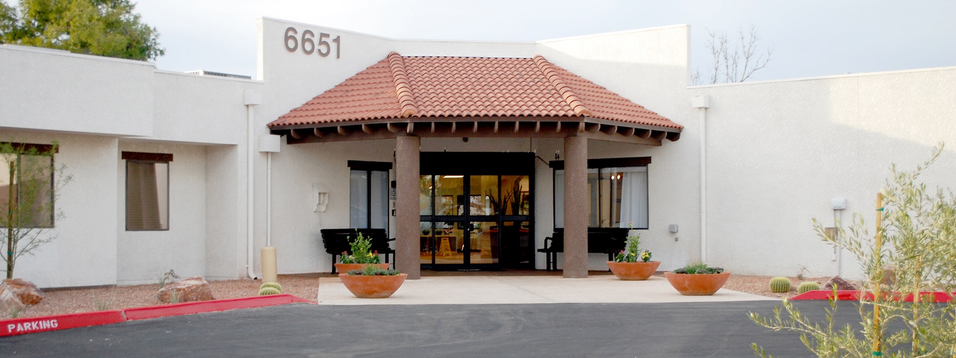 Haven Health Saguaro Valley Outside Corner view