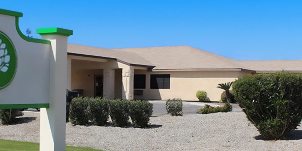 Outside view of Haven Health Yuma Location