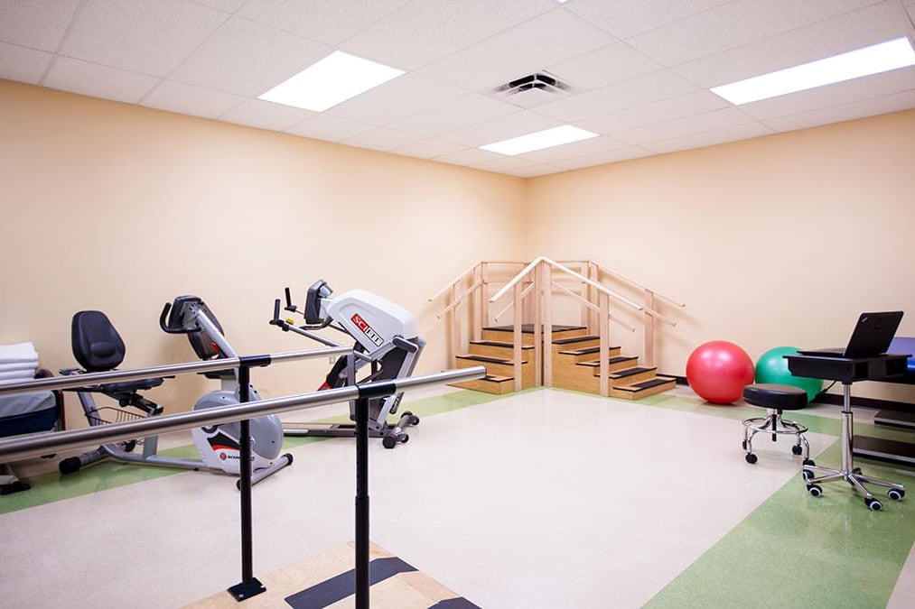 Haven Health Lakeside workout room