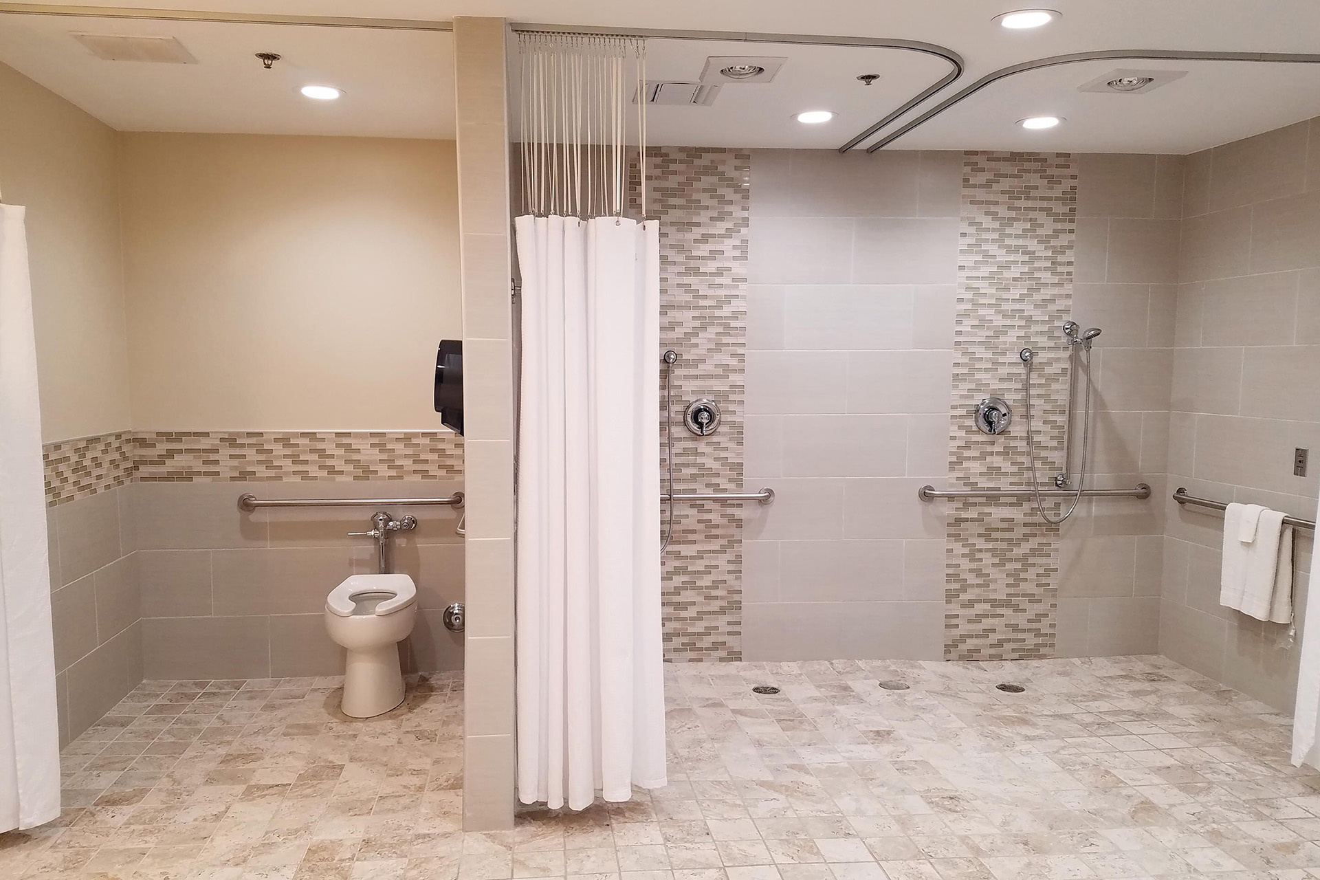 Haven Health Yuma Facility Bathroom