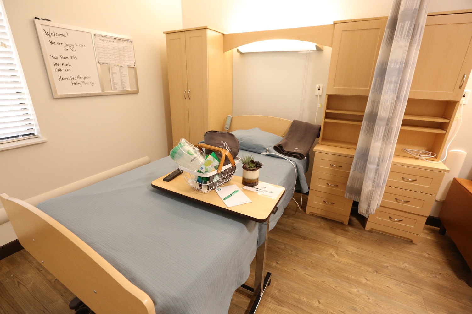patient room and bed at Haven Health Sierra Vista