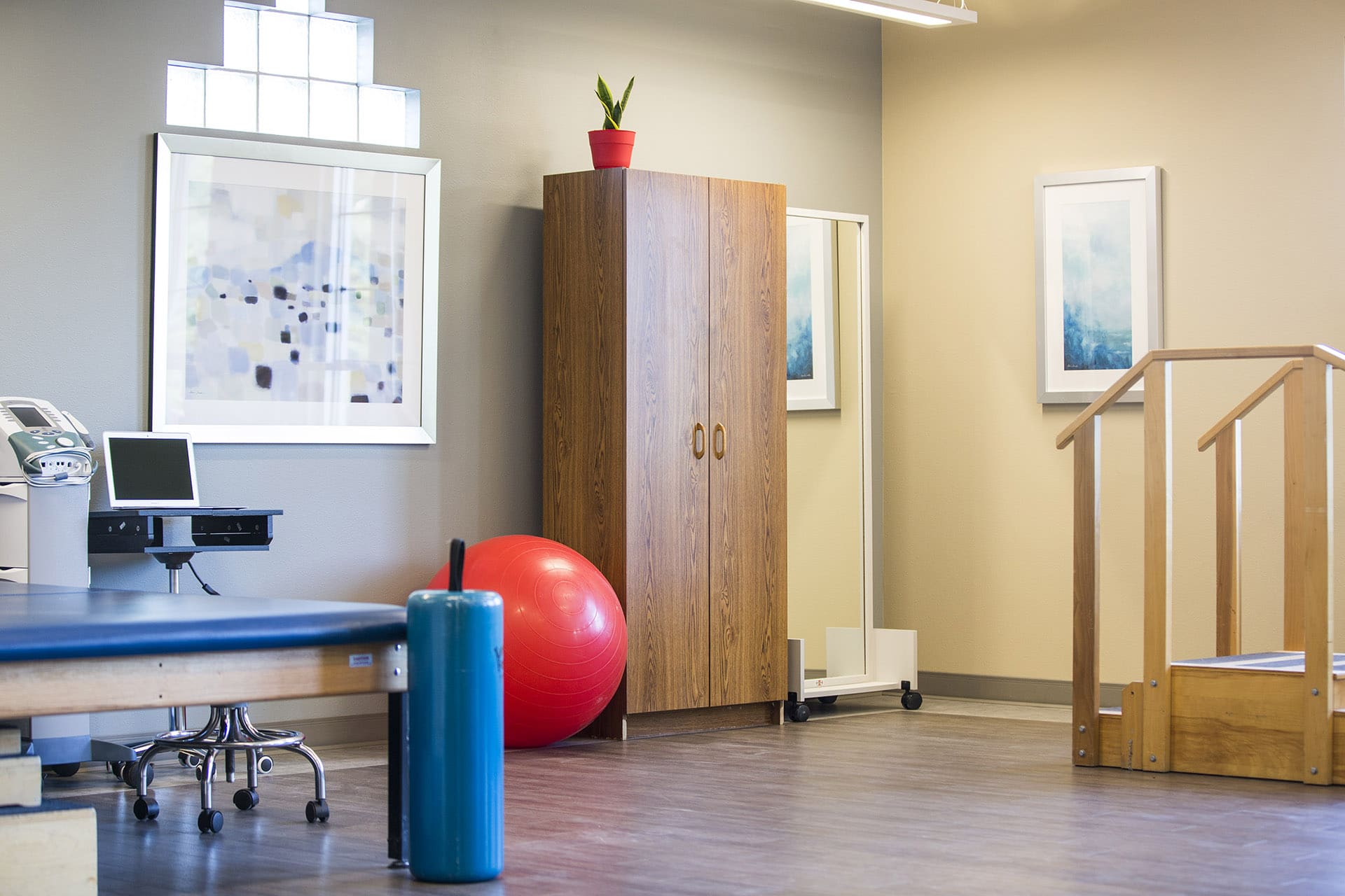 Flagstaff Location gym & physical therapy room