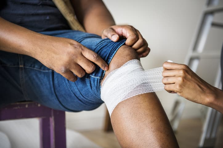 How to Change a Wound Dressing | Vohra Wound Physicians